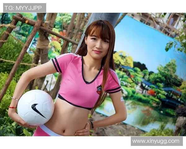 当美女偶遇足球明星时的惊喜与尴尬瞬间揭秘